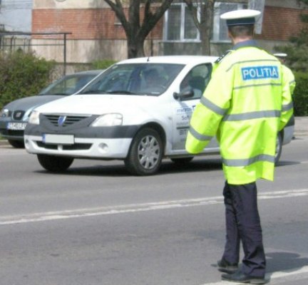 Prinşi la volan fără permis de conducere